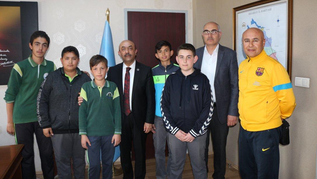 İlimiz Merkez Sezai Karakoç Ortaokulu  Okul Müdürü, Öğretmen ve Öğrencileri Müdürlüğümüzü Ziyaret Etti