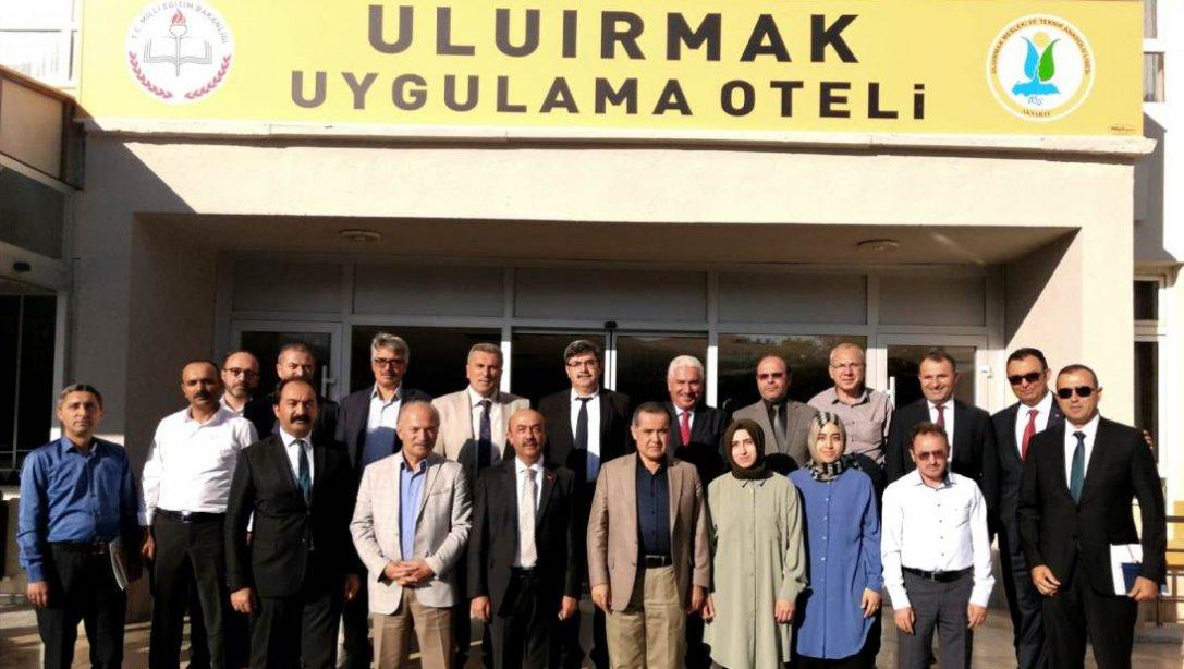 Anadolu Mektebi Yürütme Kurulu Üyesi Aksaray Milletvekili Cengiz Aydoğdu'nun Katılımıyla Toplantı Yapıldı