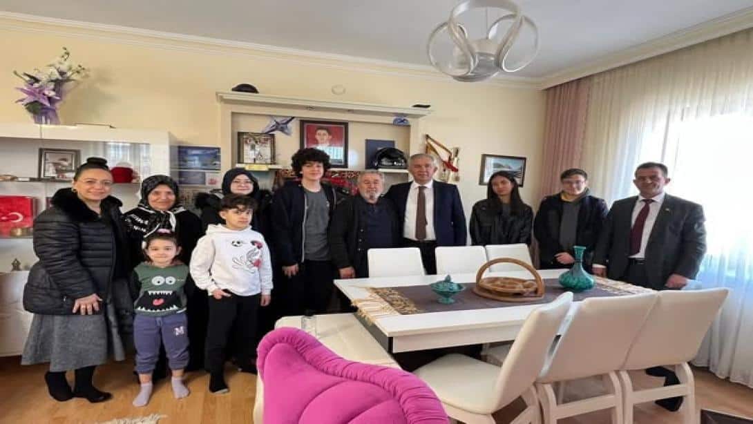 Şehit Ailesine Anlamlı Ziyaret