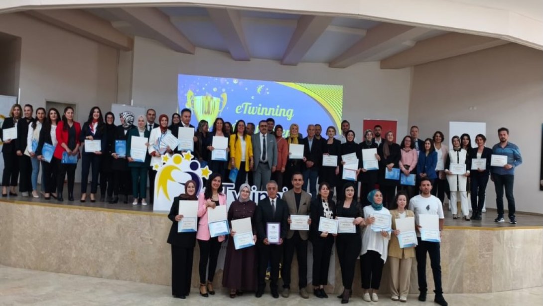 Eğitimde Dijital Başarıya Güçlü İmza