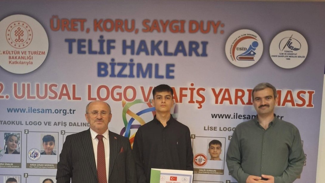 ÖĞRENCİMİZDEN TÜRKİYE BİRİNCİLİĞİ